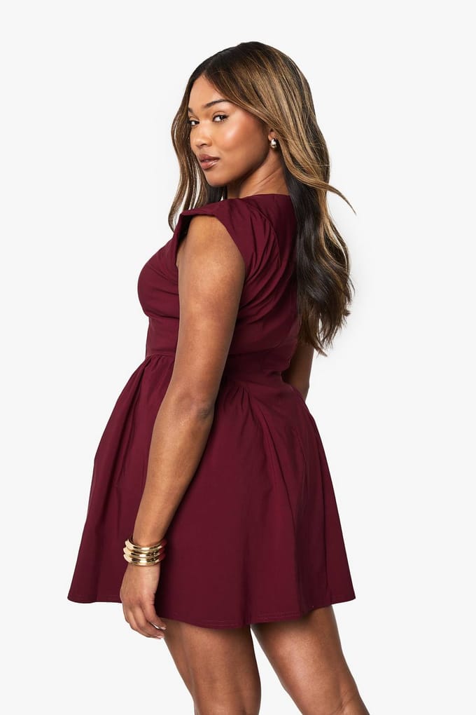 boohoo Dames Plus Bengaline Cap Sleeve Skater Jurk | Wine | Maat: 26