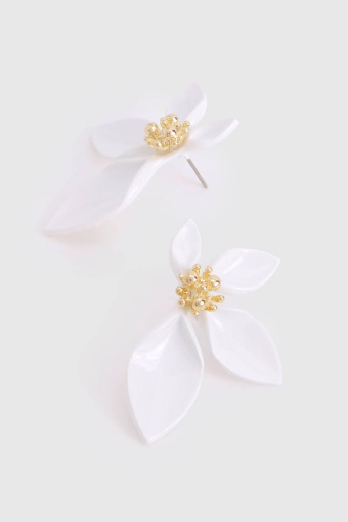 boohoo Dames Statement Bloemenoorbellen | White