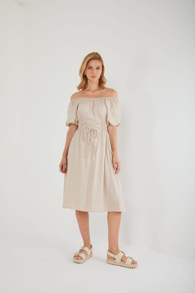 Off-Shoulder Puff Sleeve Midi-jurk met Vetersluiting in de Taille