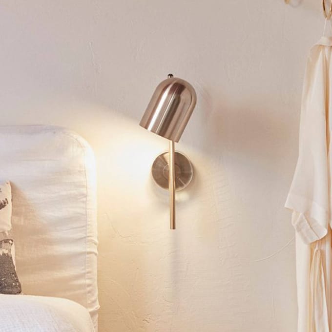 AYTM wandlamp Luceo, goud, met stekker