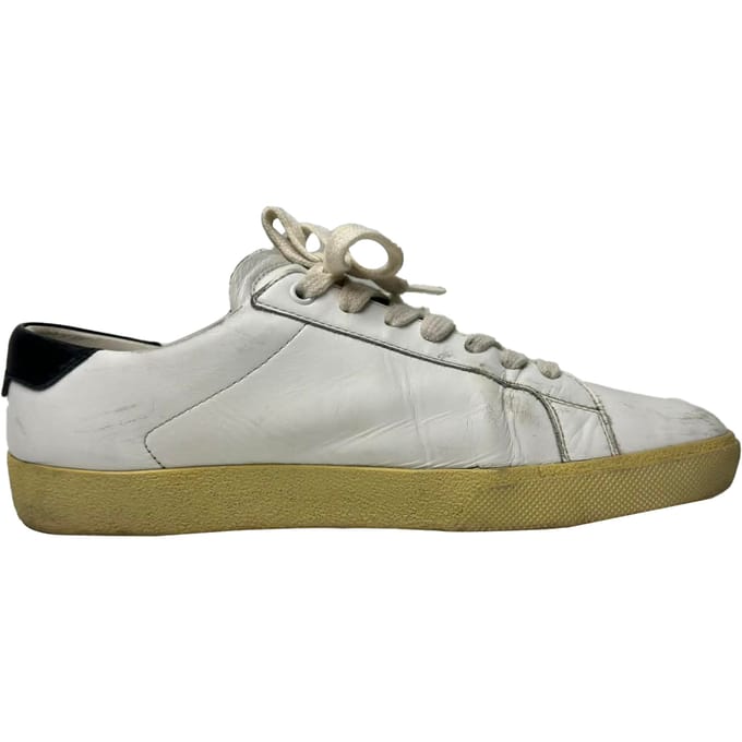 Saint Laurent Court Classic SL/06 Sneakers in Wit Kalfsleer