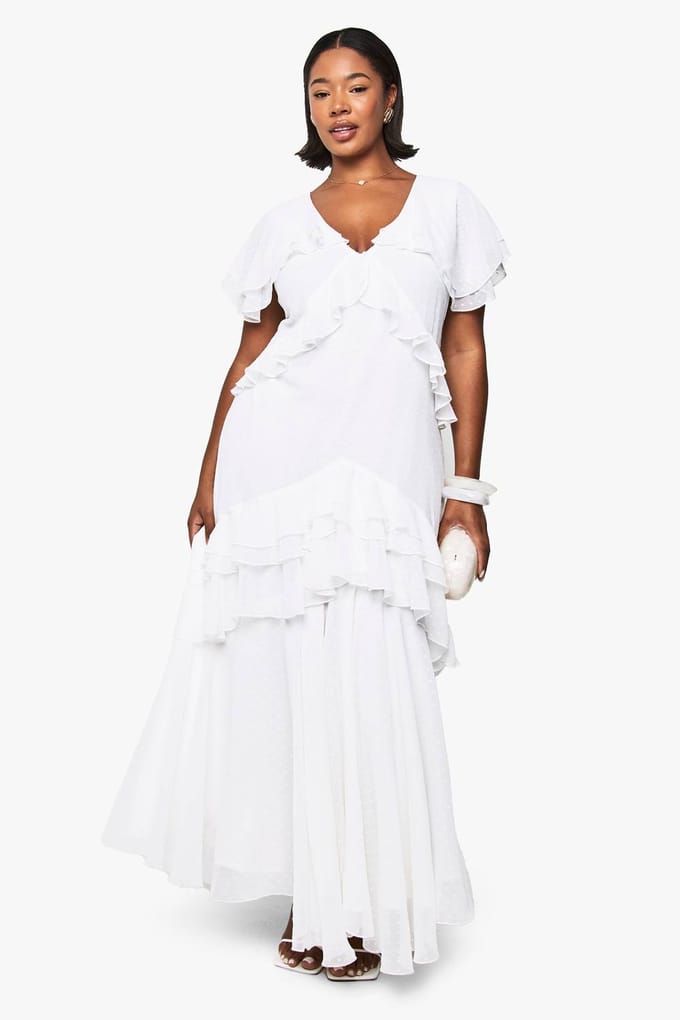 boohoo Dames Plus Dobby Chiffon Maxi-jurk met ruchesdetails | Ivoor | Maat: 48