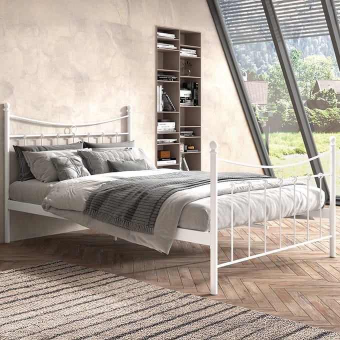Bed 'Sacha' Wit 140x200 Met Lattenbodem