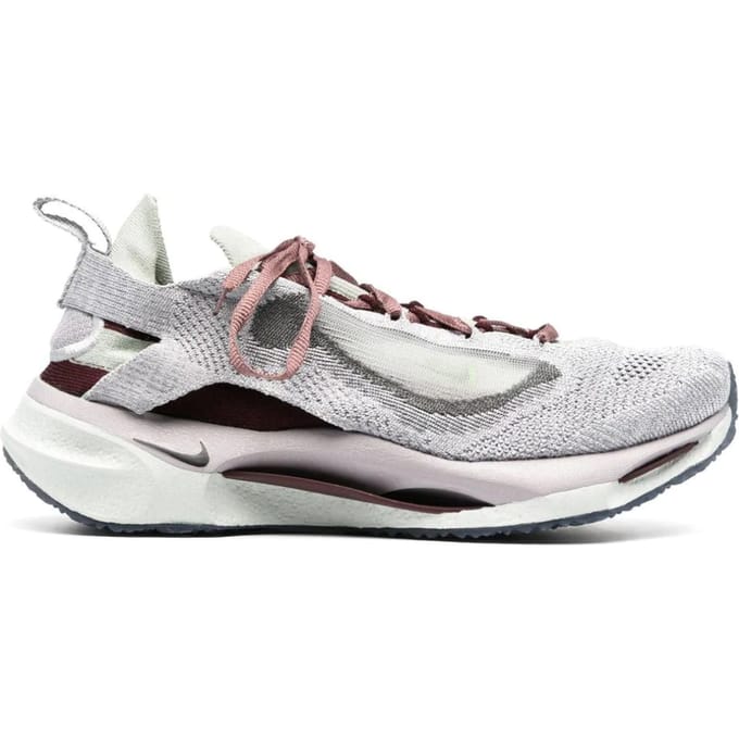 Spark Flyknit sneakers