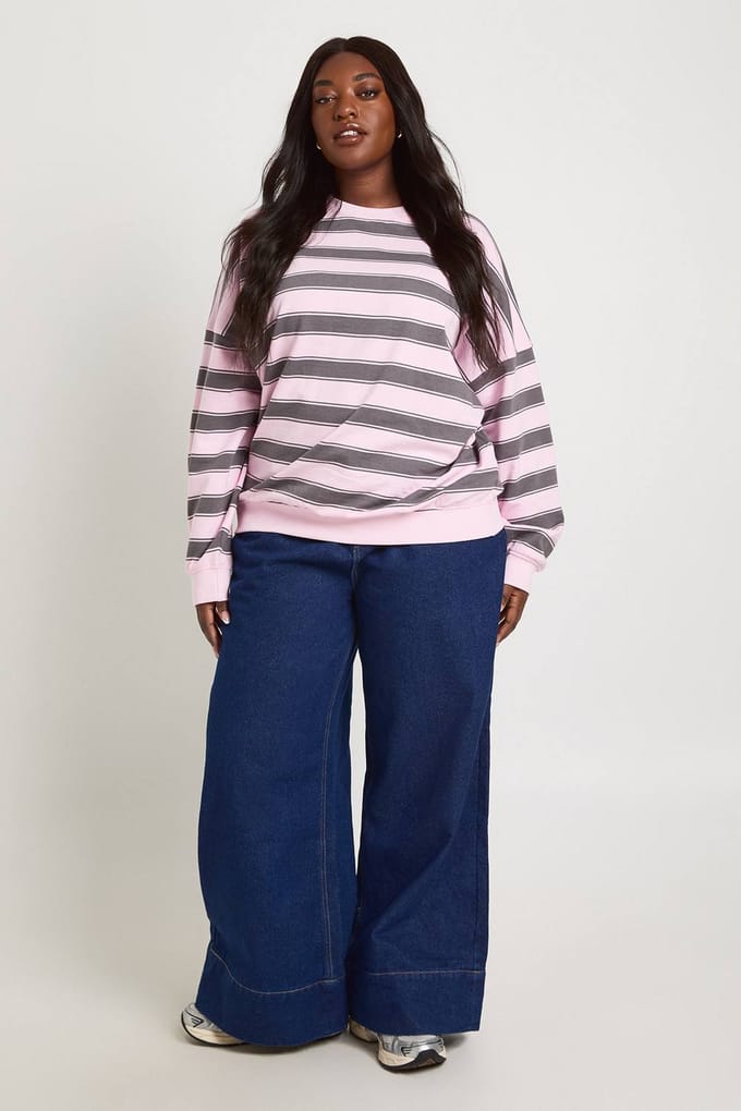 boohoo Dames Plus Gestreepte Oversized Crew Neck Sweatshirt | Lichtroze | Maat: 48