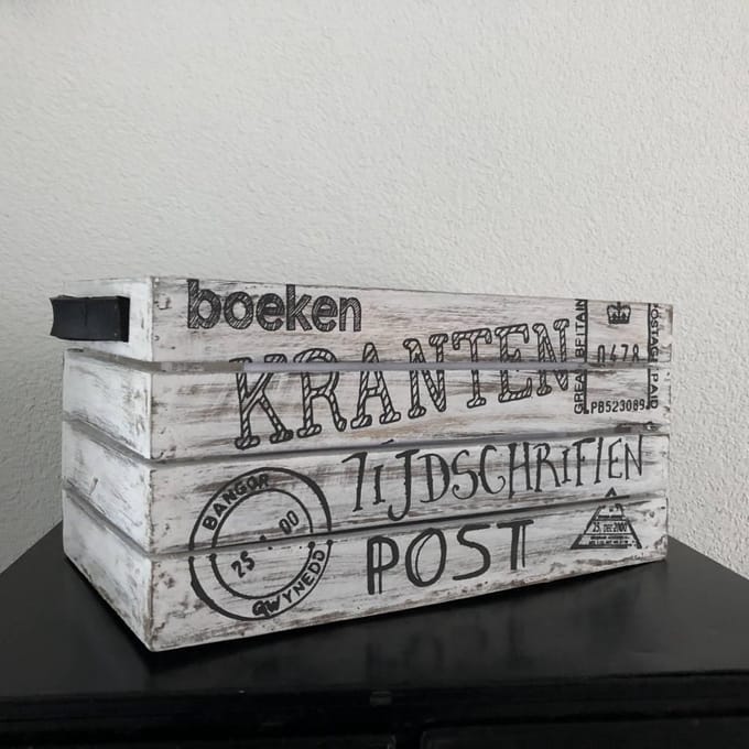 Houten Krantenbak 35x21cm - Kleur Antique White