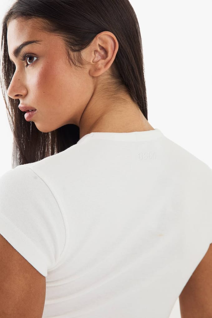 Dames DSGN Studio Geborduurd Korte Mouw Top | White | Maat: 3XL