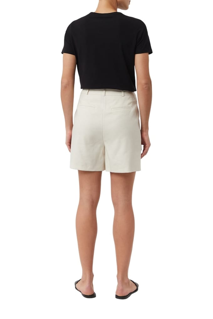 Comma T-shirts Black Taglia: 36 | Pantaloncini Outlet | Donna | Nero