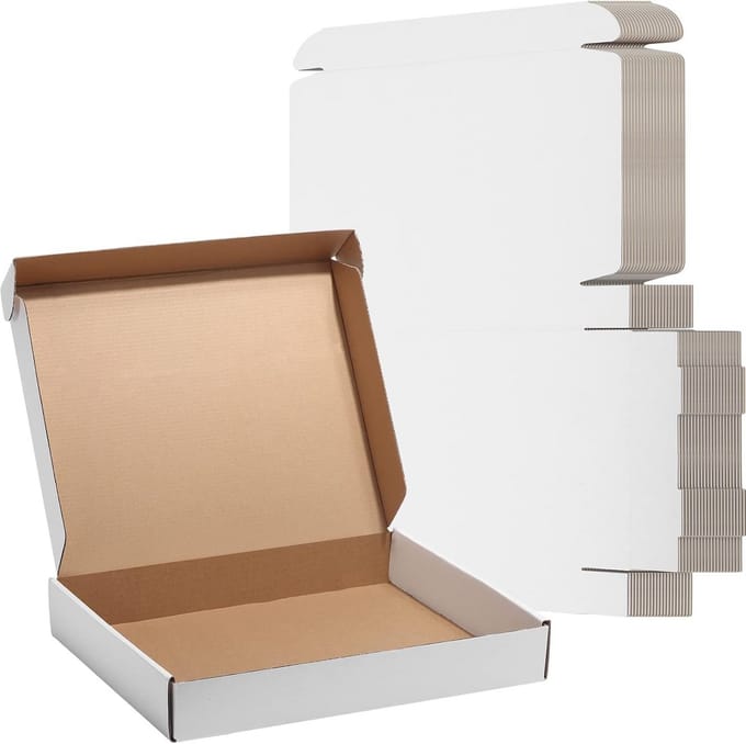 20 Witte Verzenddozen 13x10x2 cm - Sterk Golfkarton voor Verzenden en Mailen