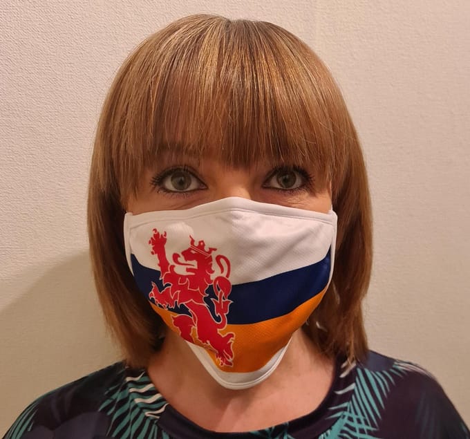 Mondkapje Limburgse vlag