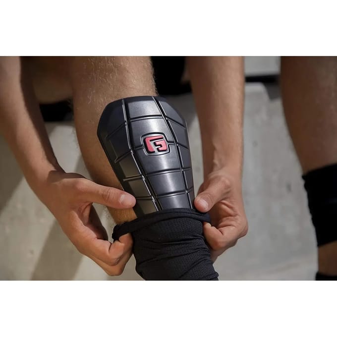 Scheenbeschermers G-Form Pro-S Blade CE