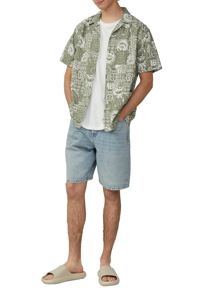 Praktische korte jeans met ritssluiting QS