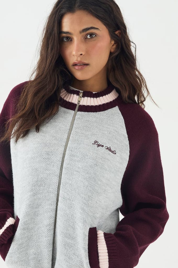 Dames DSGN Studio Oversized Gebreide Col Bomber | Burgundy | Maat: Large