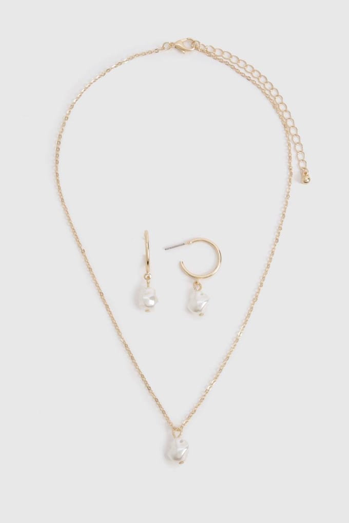 boohoo Dames Drop Pearl Oorringen en Ketting Set | Gold