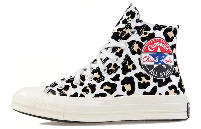Chuck 70 Converse Hi 'Logo Play - Desert Ore' 166748C 36 white