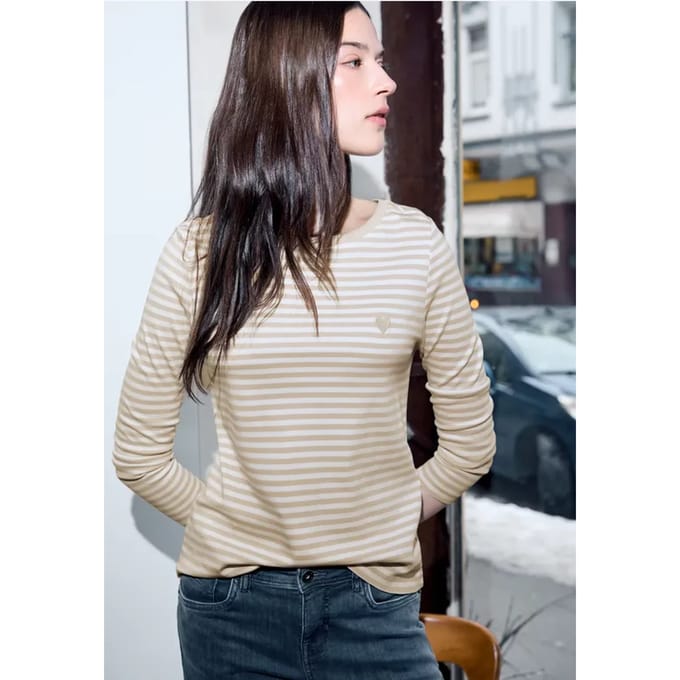 Shirt met borduursel