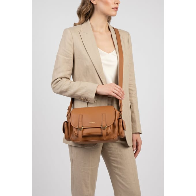 Coccinelle campus Cuir Maat: OS | Schoudertassen Outlet | Dames | Bruin
