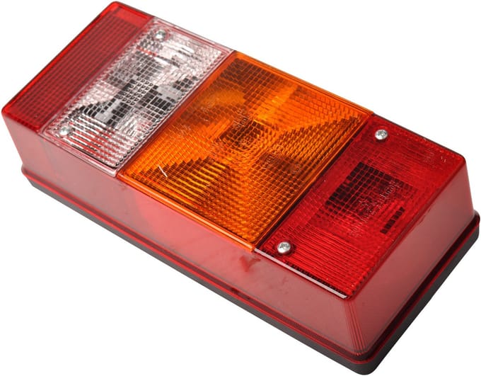 Achterlicht - Hella - 4 kamer - rechts - 246x108x66 mm - vlakstekker aansluiting - met achteruitrijlicht