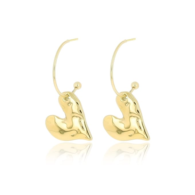 Gold coloured earrings with heart