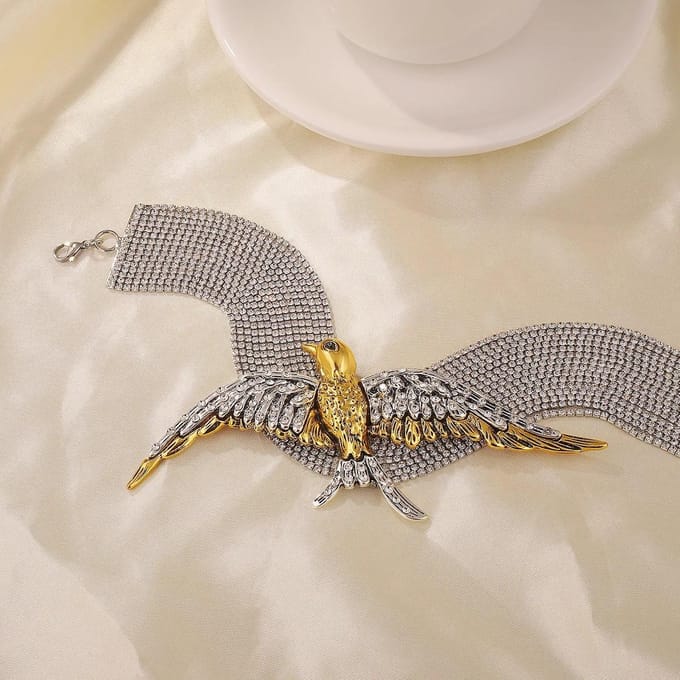 Collier ras du cou vintage multicouche en strass avec hirondelle d'oiseau argenté