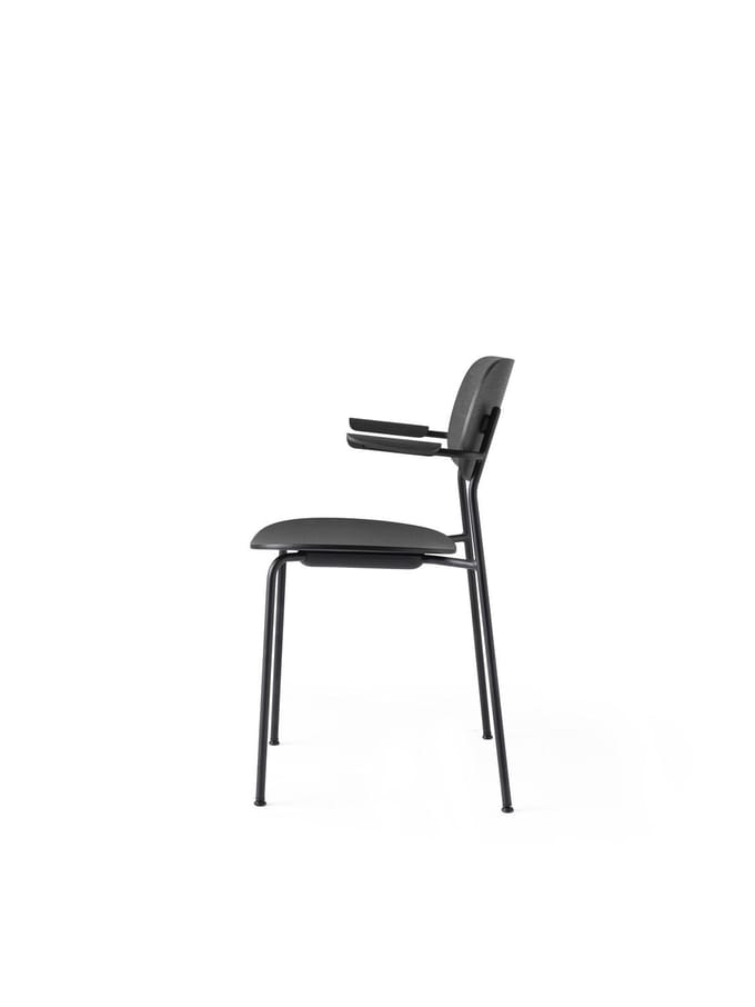 Audo - Co Chair w/ Armrest - zwart eiken - zonder zitkussen
