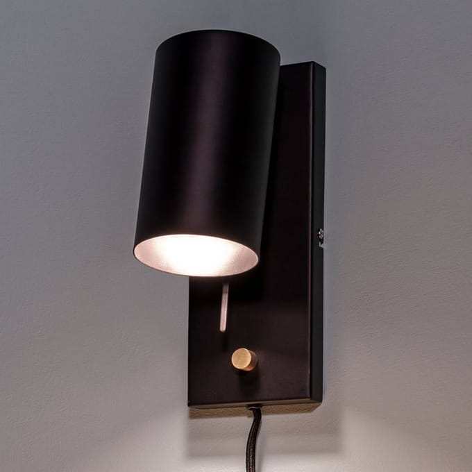 Markslöjd Dimbare wandlamp Carrie met kabel en stekker