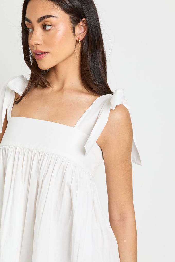 boohoo Dames Mini Smock Jurk Met Strikschouders | Wit | Maat: 38
