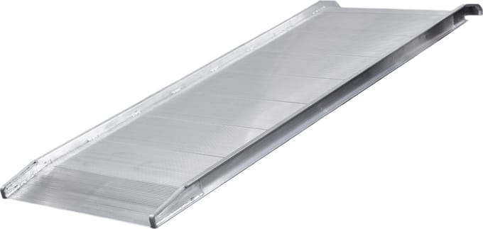 Oprijplaat vast aluminium 680kg 2700 x 970mm bruikbare breedte 920mm MW Tools AOP3008