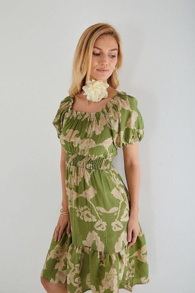 Bloemige Rimpelde Midi Jurk met Off-Shoulder en Strikdetail