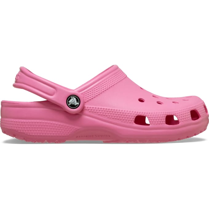 Crocs classic clog in de kleur roze.