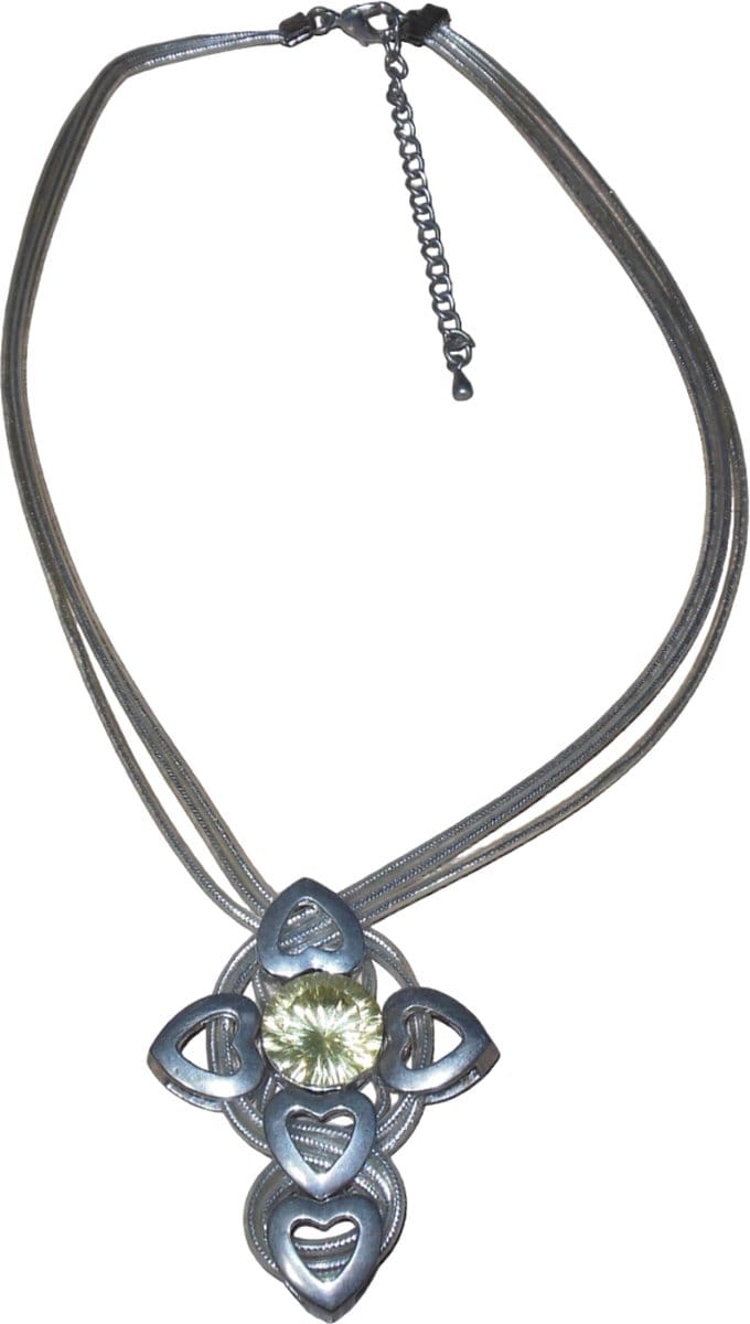 Ketting zilver met hanger van hartjes en gele diamant