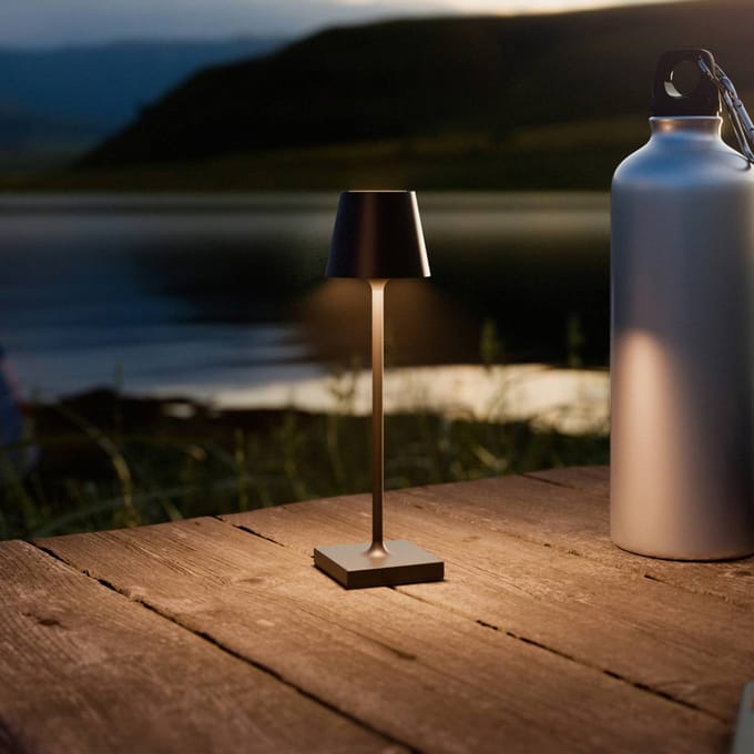 Sigor Nuindie pocket LED oplaadbare tafellamp, zwart, IP54, dimbaar