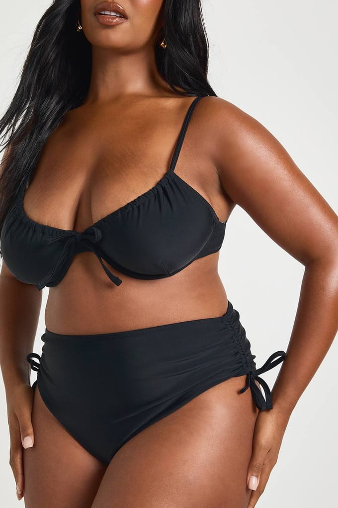 boohoo Dames Plus Zwemkleding Essentials Buikcontrole Hoge Taille Slip | Black | Maat: 28