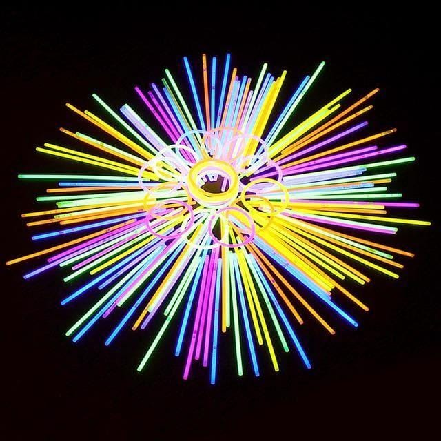 Set van 100 fluorescerende lichtsticks voor feest en bruiloft met connectoren - YWEI - Multicolor schoon
