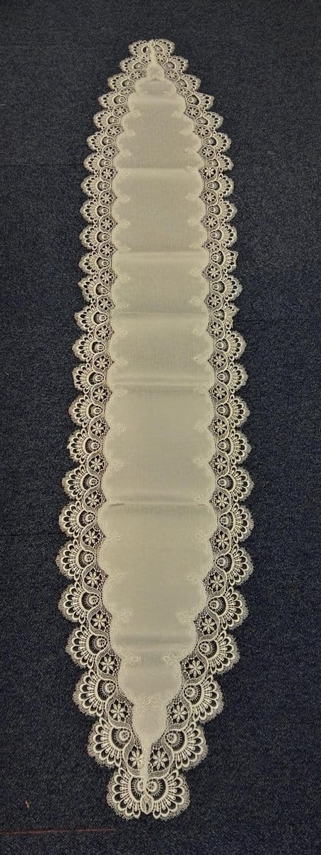 Unique Living Tafellaken Embroiderie