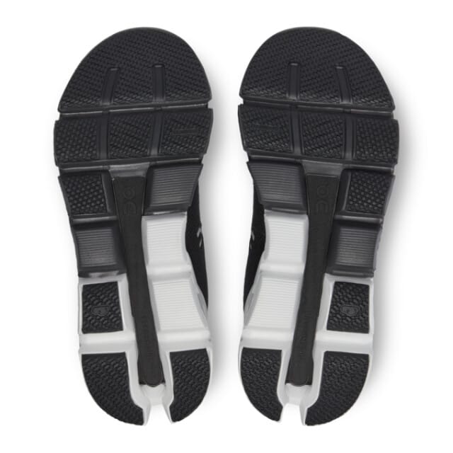 ON Cloudflyer 4 Heren - Sportschoenen - Hardlopen - Weg - zwart/wit
