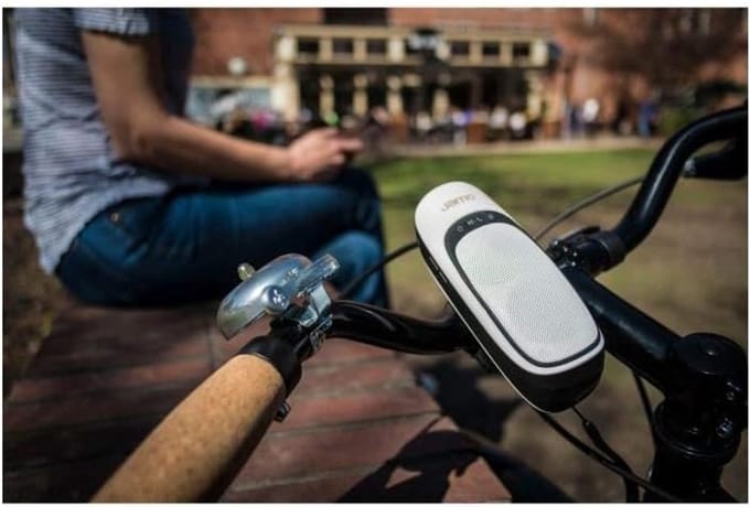 Draagbare Fietsluidspreker - Compacte Speaker - Muziek Onderweg - Duurzaam Ontwerp - 5.7 x 14 x 4.4 cm - Wit