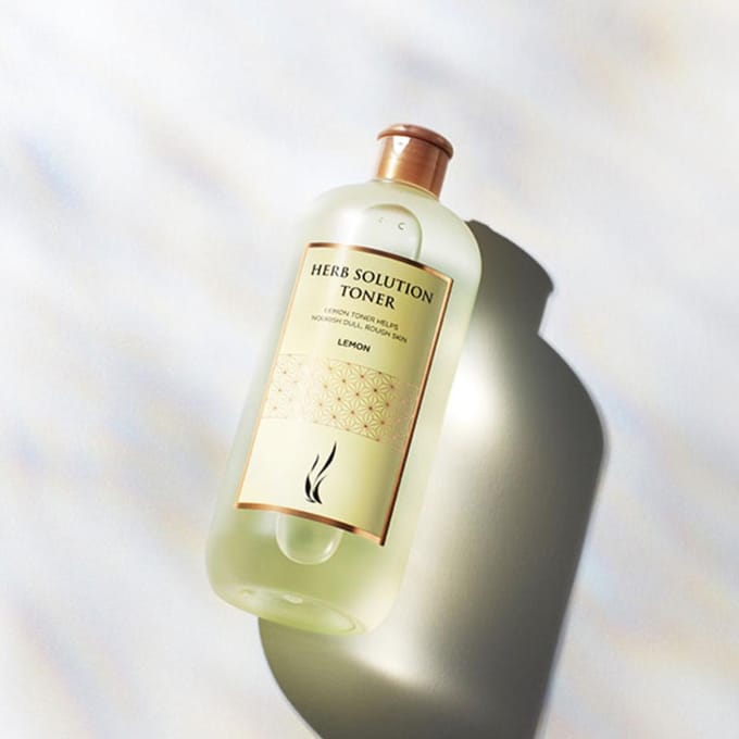 AHC Kruidenoplossing Toner (Toverhazelaar Toner) 500ml beige