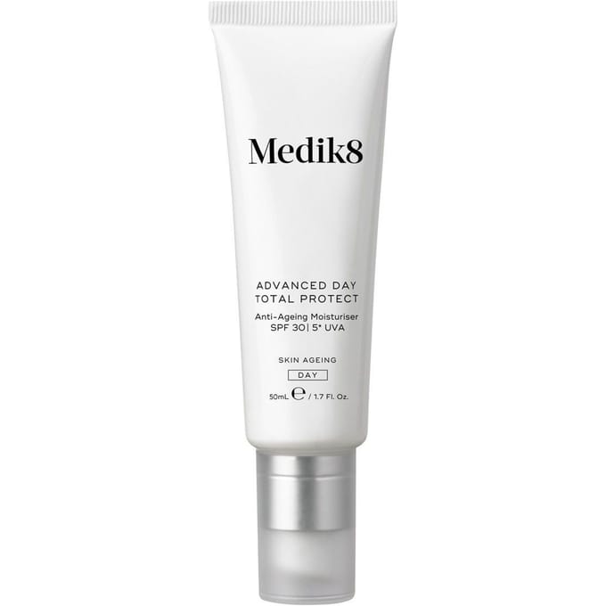 Medik8 Age Defying Moisturiser Spf 30 5 Uva Medik8 - Advanced Day Total Protect Age-defying Moisturiser Spf 30 5* Uva  - 50 ML