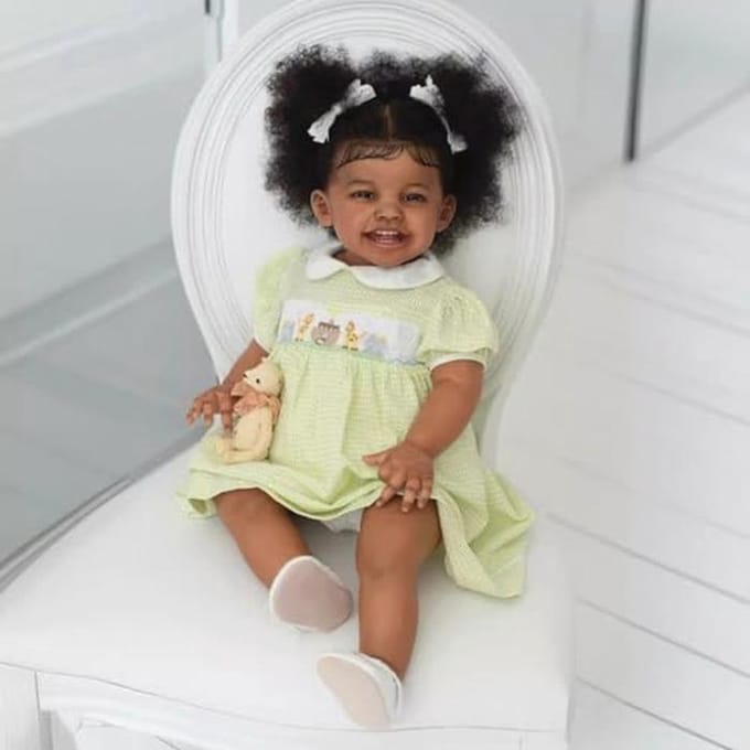 24 Inch Lieve Glimlachende Geworteld Krullend Haar Reborn Baby Pop