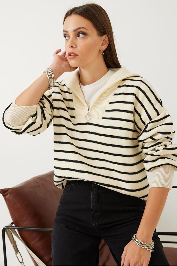 Gestreepte Boxy Crop Trui met Ritskraag