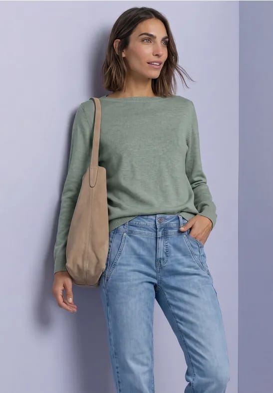 Basic trui met boothals