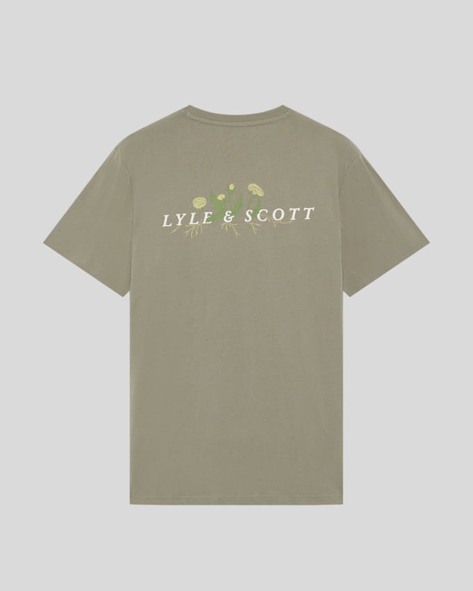 Lyle & Scott Dandelion Script Graphic T-Shirt