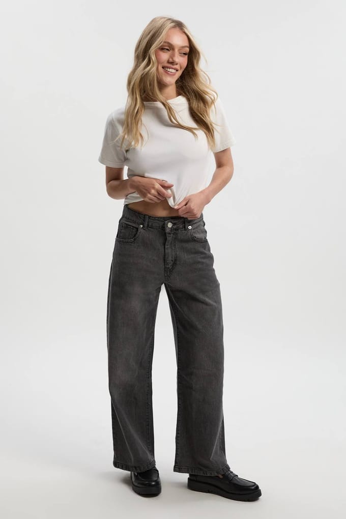 boohoo Dames Petite Basic Wide Leg Jean | Mid Grey | Maat: 14/28L