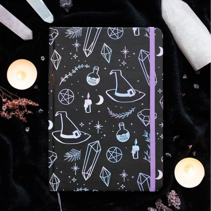 Something Different - Witch Print A5 Notitieboek - Multicolours