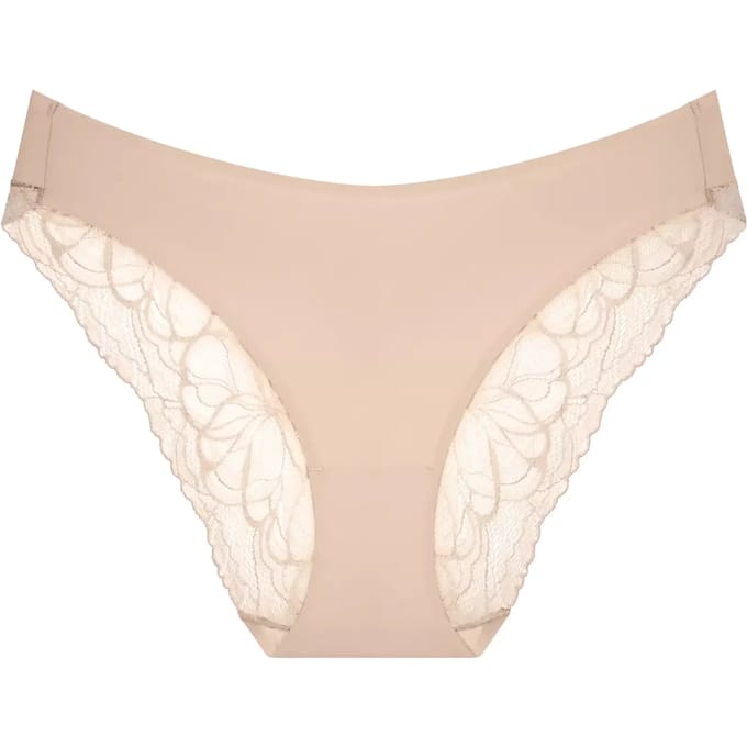 Triumph Tai-Slip Red Label Body Make-Up Illusion Lace