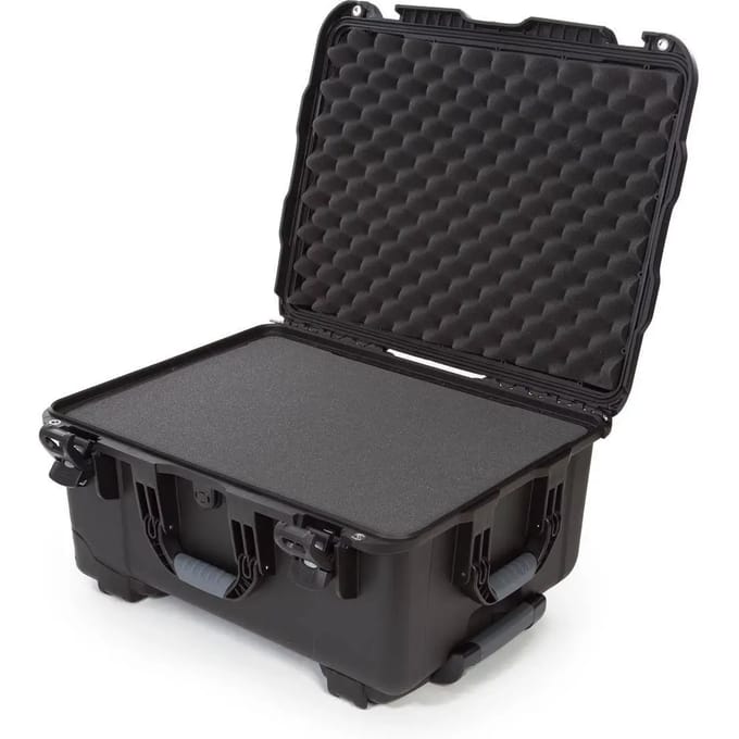 Nanuk 950 Case w/padded divider - Black