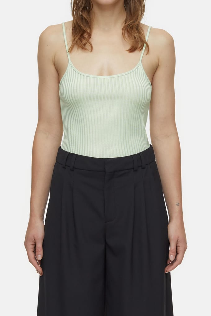 Closed Tank Top T-shirts Limonatta Größe: S | Tanktops Outlet | Damen