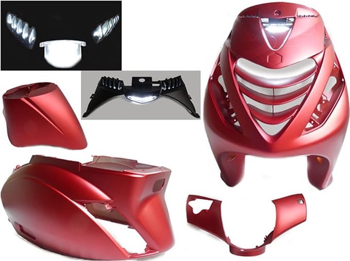 Kappenset Piaggio Zip 2000 Mat Rood met SP voorscherm + Ledverlichting 6 delig