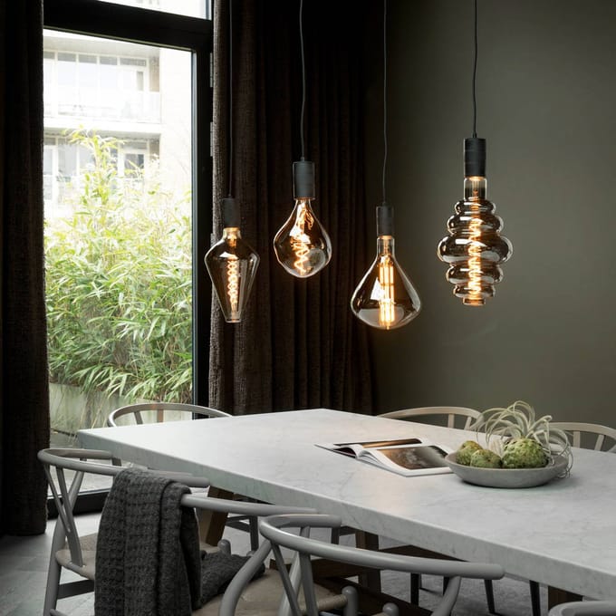 Calex Vienna XXL Titanium - E27 LED Lamp -  Filament Lichtbron Dimbaar - 4W - Warm Wit Licht